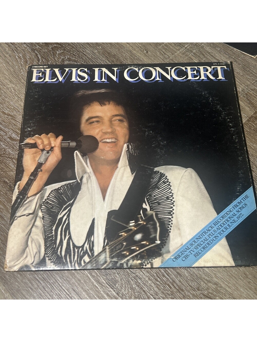 Vintage 1977 Elvis In Concert 2-LP Vinyl Record Set RCA APL2-2587 Elvis Presley